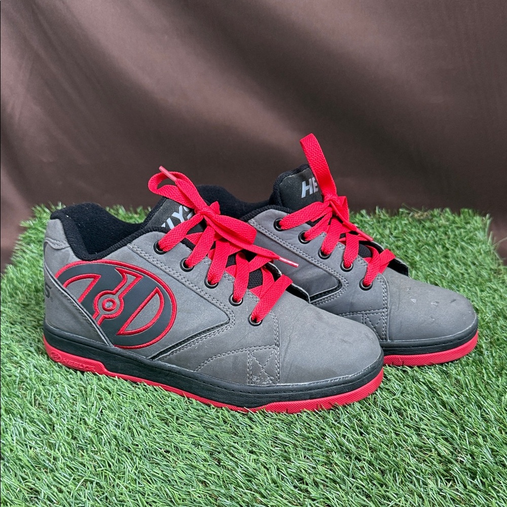 Heelys Gray and Red Heelys Skate Shoes